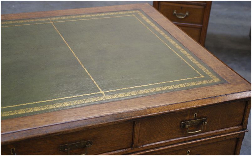 2079 Antique Oak Arts & Crafts Pedestal Desk Green Leather - Hand Tooled (2)